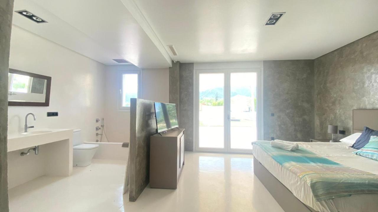 White House En Enguera - Fantastica Casa Con Jacuzzi Piscina Y Barbacoa Apartment Exterior photo